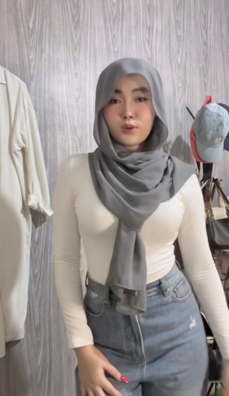 Viral Indo Hijab Dia Duduk Di Kursi Gaming Dengan Rok Ketat Abgviral2025 Top Global