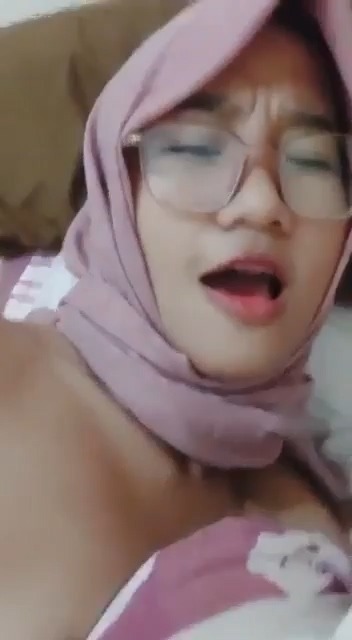 6 Hijab Viral untuk Halal Bihalal 2025 di Kost Pacar Top Global New