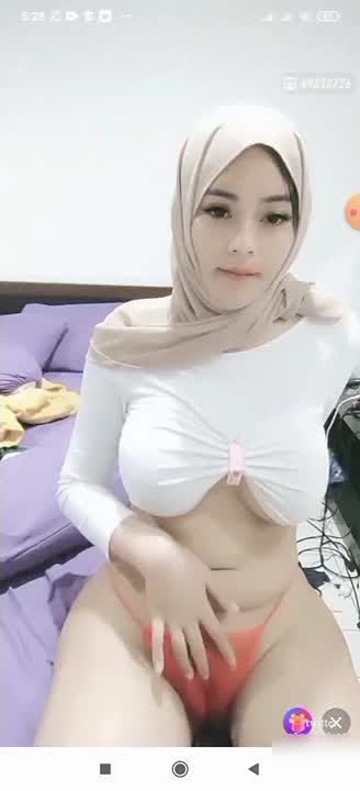 ABG VIral Video Top 2025 Indo Jilbab Cantik Tericlik Peli Kendalikan Permainan Hangat Dalam Iclik di Bantengan Indonesia Masuk Poll New
