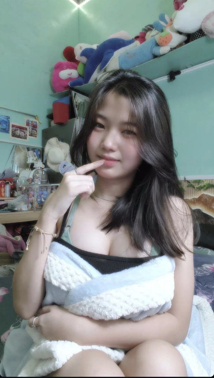 Heartwarming! The Story Behind Video Viral 2025 Indonesia Mawar Layu Di Vas Indah