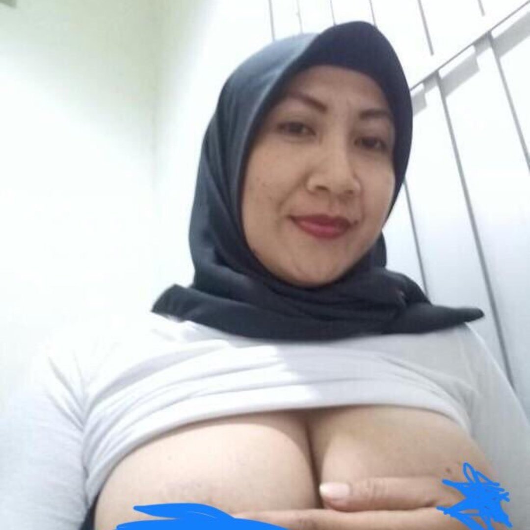 Abg Viral Terbaru Tante hijab Terbaru Viral yang menikmati ulekan dari paha atas New Trending Top 2026 Global